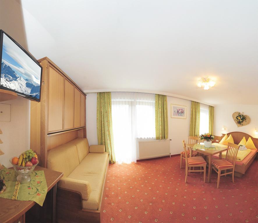 Pension Grafleiten Saalbach-Hinterglemm Room photo